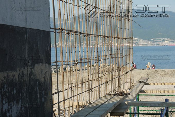Применение стеклопластиковой арматуры "ROCKBAR" в строительстве опорной стены берегоукрепления, г. Новороссийск.